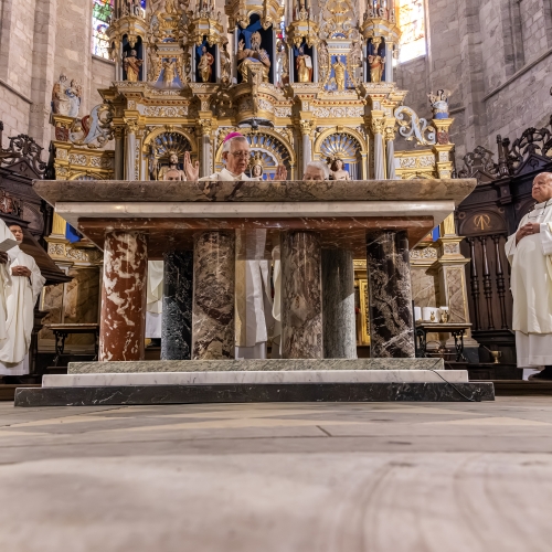 CONSECRATION DE LAUTEL SAINT BERTRAND DE COMMINGE